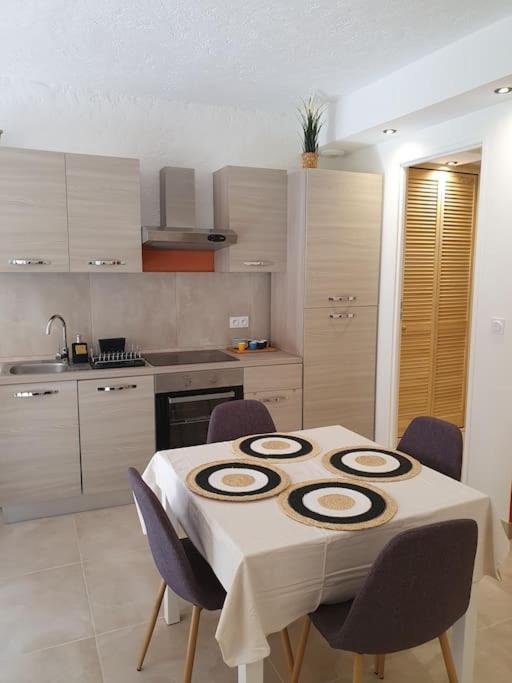 Appartement 30 M De La Plage Гримо Экстерьер фото